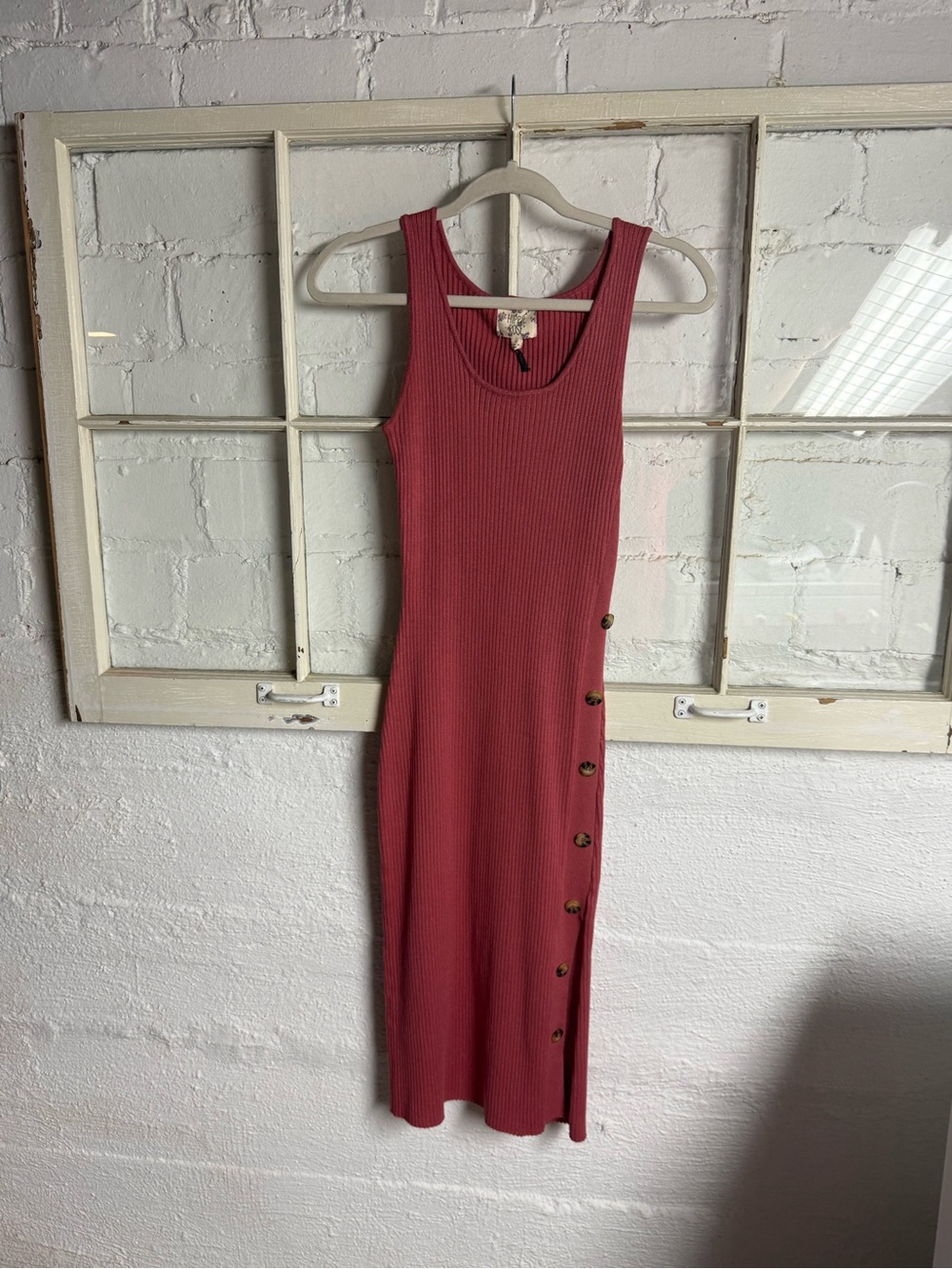 Hippie Rose Rust Button-Accent Ribbed Maxi Dress - Picture 2 of 9